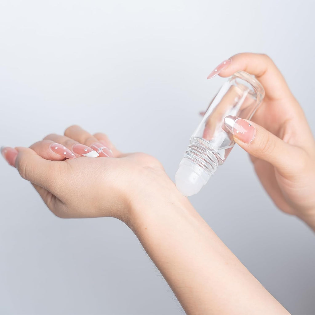 2 PCS Empty Glass Roller Bottles Plastic Roller Ball ，Deodorant Roll on Bottles for Essential Oils, Perfume, Cosmetics （30Ml ） (2Pcs Round)