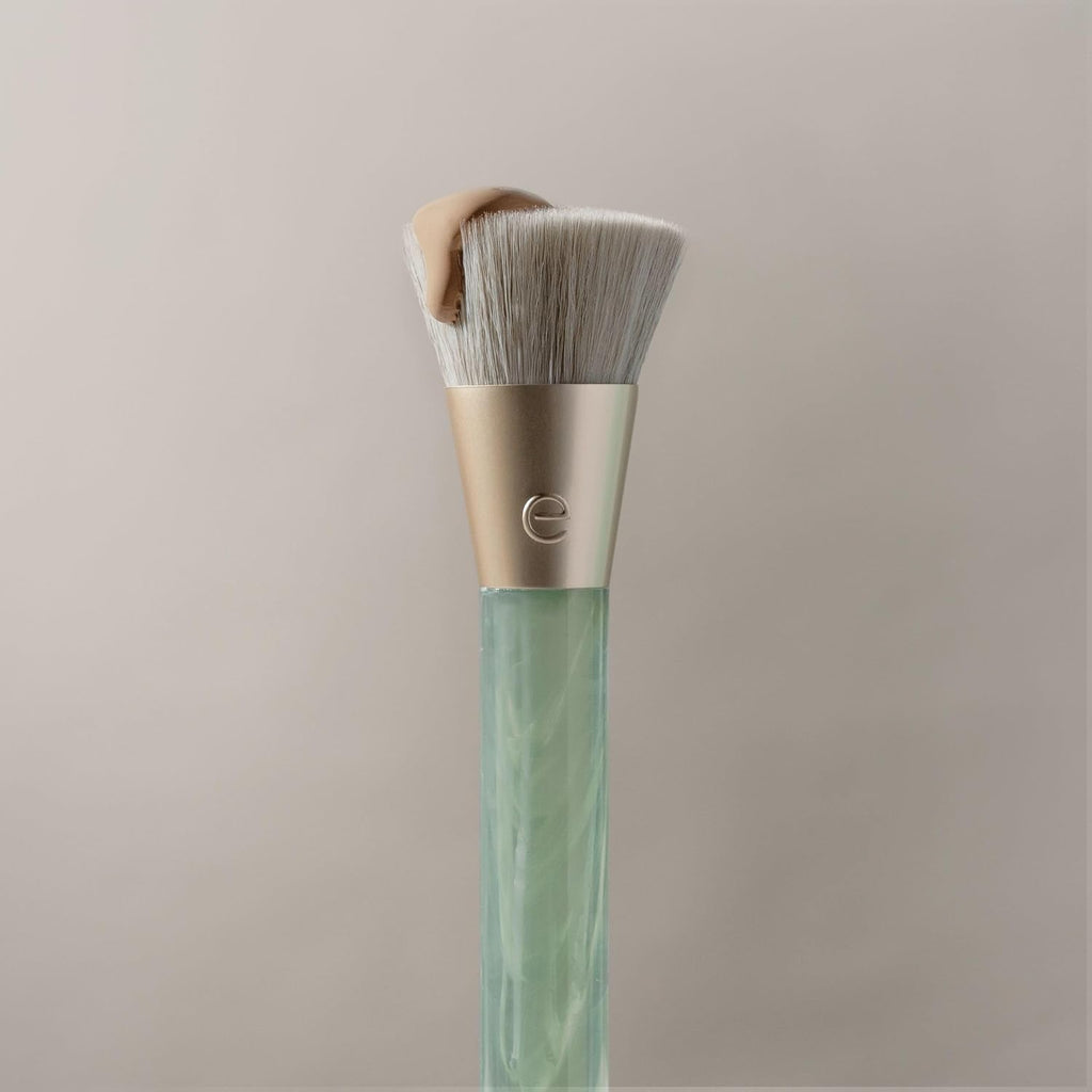 Sea Gems Liquid Finishing Brush